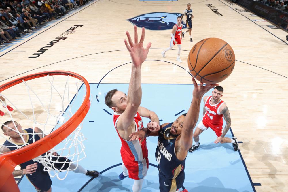 表现充满疑 表现充满疑