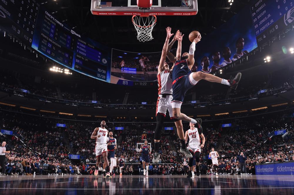 首战输球的 首战输球的